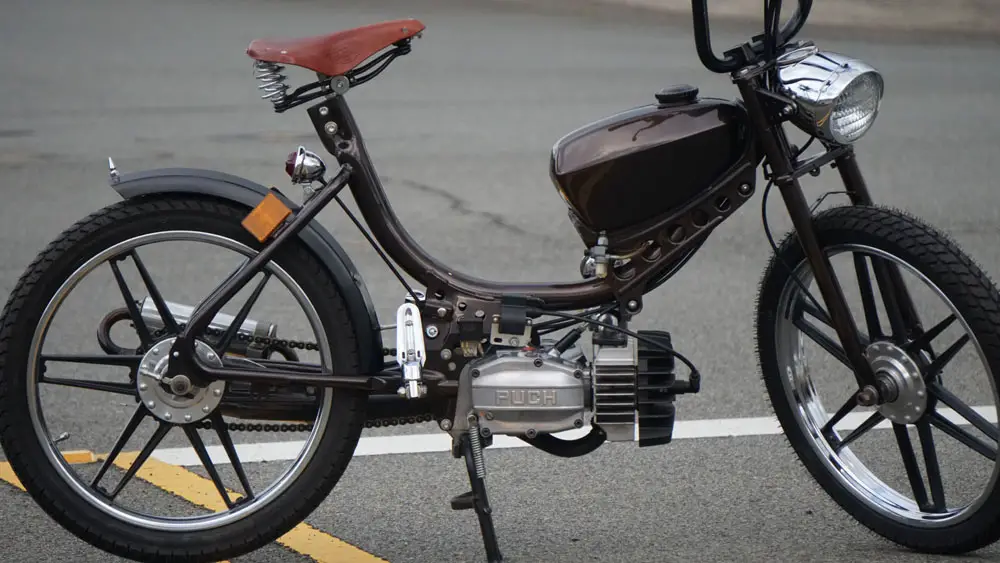 JCPenney Swinger 1 MOPED OF THE DAY Vintage Mop